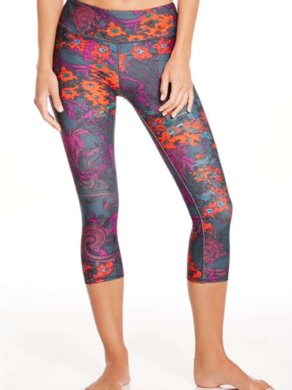 Fabletics Floral Paisley Capri Leggings Medium